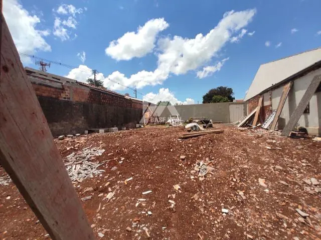 Terreno com 275m², à venda, no bairro Jardim Carvalho em Ponta Grossa