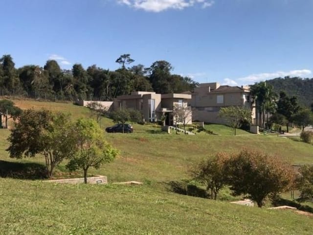 Terreno com 570m², à venda, no bairro Alphaville em Santana de Parnaíba