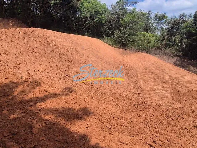Terreno com 940m², à venda, no bairro Vista Alegre em Vinhedo