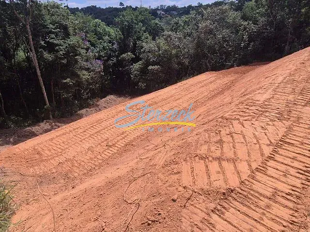 Terreno com 940m², à venda, no bairro Vista Alegre em Vinhedo
