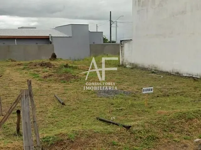 Terreno com 180m², à venda, no bairro Vista Alegre em Taubaté