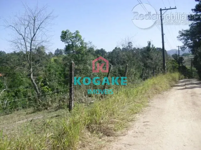 Terreno com 2720m², à venda, no bairro Veraneio Ijal em Jacareí