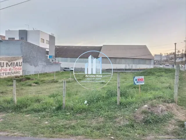 Terreno com 307m², à venda, no bairro Faisqueira em Pouso Alegre