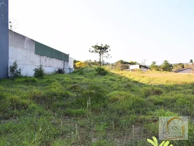 Terreno com 900m², à venda, no bairro Caetetuba em Atibaia