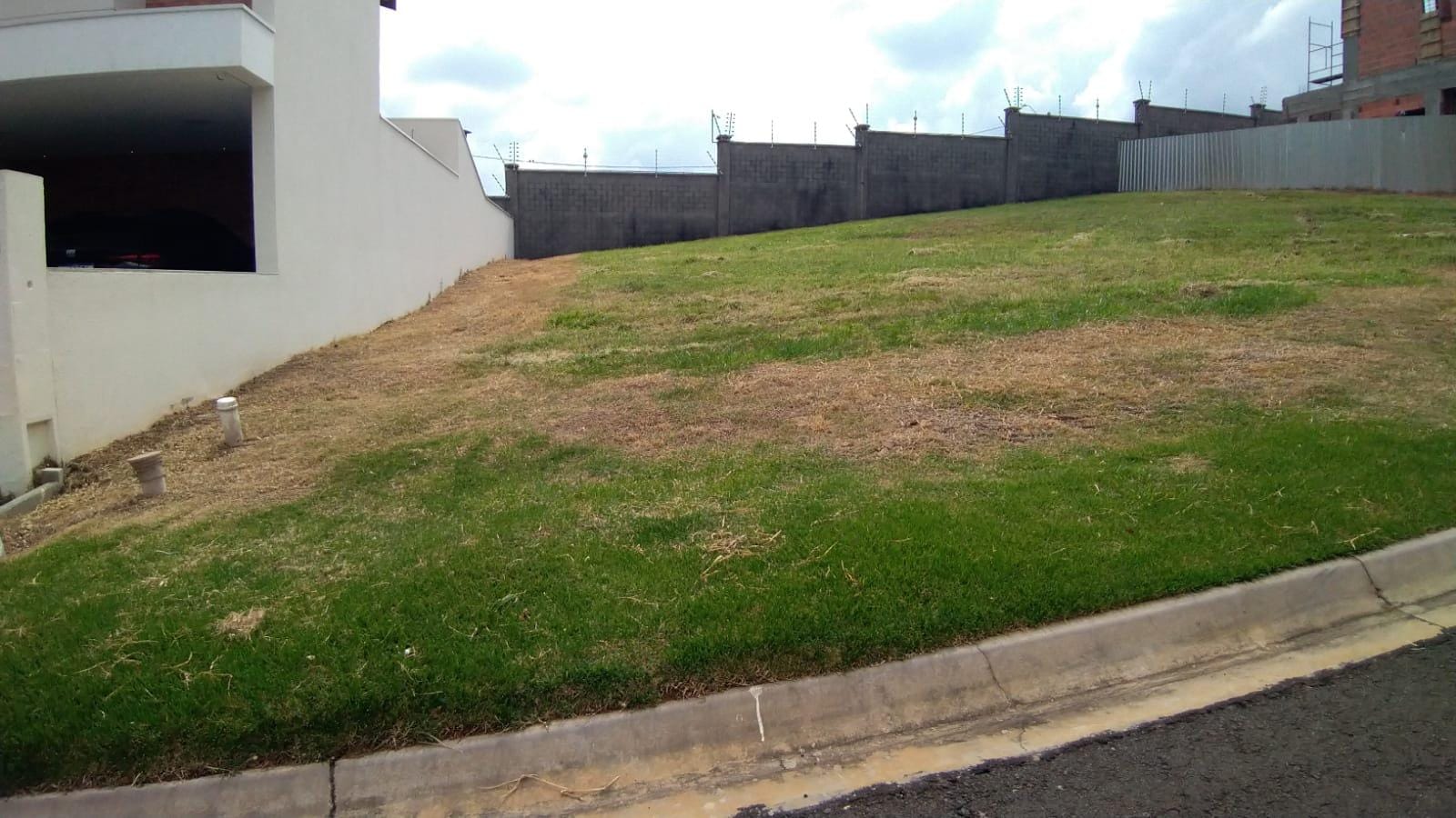 Terreno, 326 m² - Foto 1