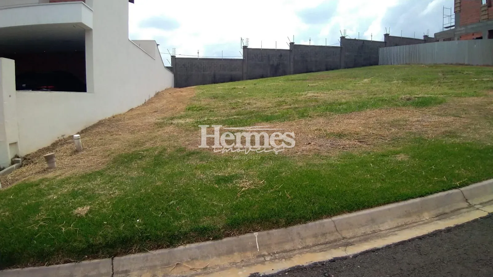 Terreno, 326 m² - Foto 1