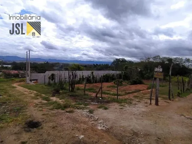 Terreno com 840m², à venda, no bairro Vila Paraíso em Caçapava