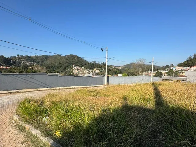 Terreno com 162m², à venda, no bairro Centro em Cajamar