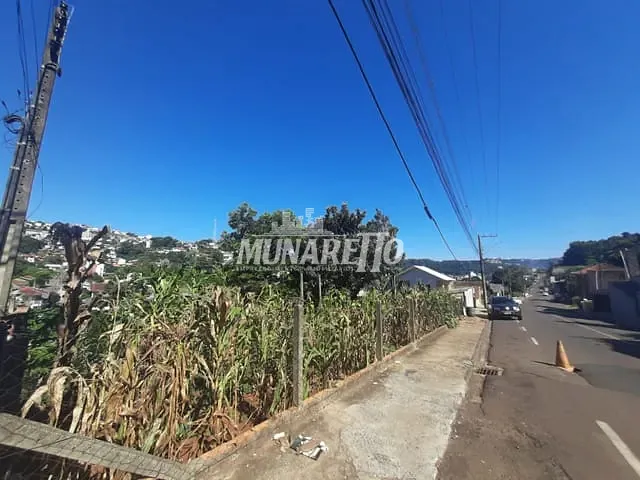 Terreno com 1428m², à venda, no bairro Nações em Concórdia