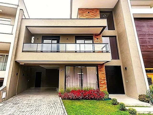 Casa com 240m² 4 quartos e 3 banheiros, à venda, no bairro Bairro Alto em Curitiba