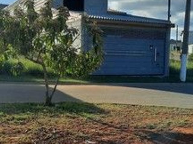 Terreno com 220m², à venda, no bairro Nhambuca em Cotia