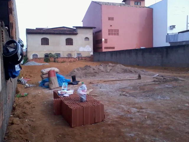 Terreno com 330m², à venda, no bairro Novo Cavaleiro em Macaé