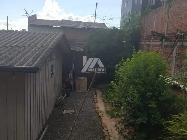 Terreno com 384m², à venda, no bairro Centro em Ponta Grossa