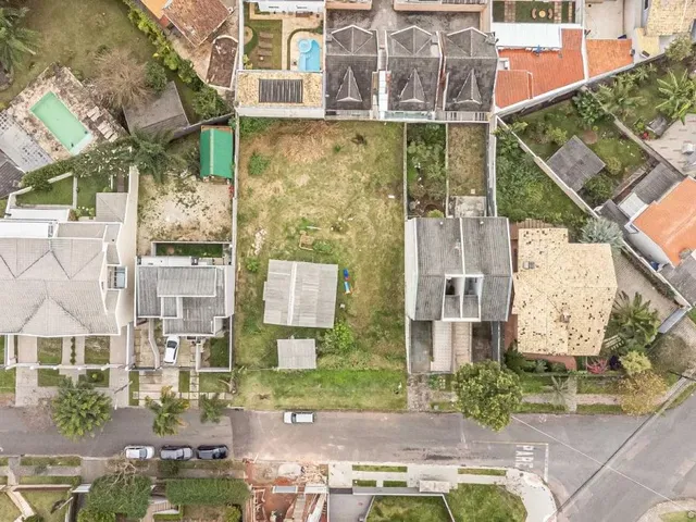 Terreno à venda, no bairro Mossunguê em Curitiba
