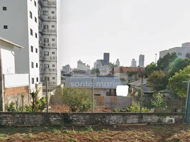 Terreno com 383m², à venda, no bairro Presidente Médici em Chapecó