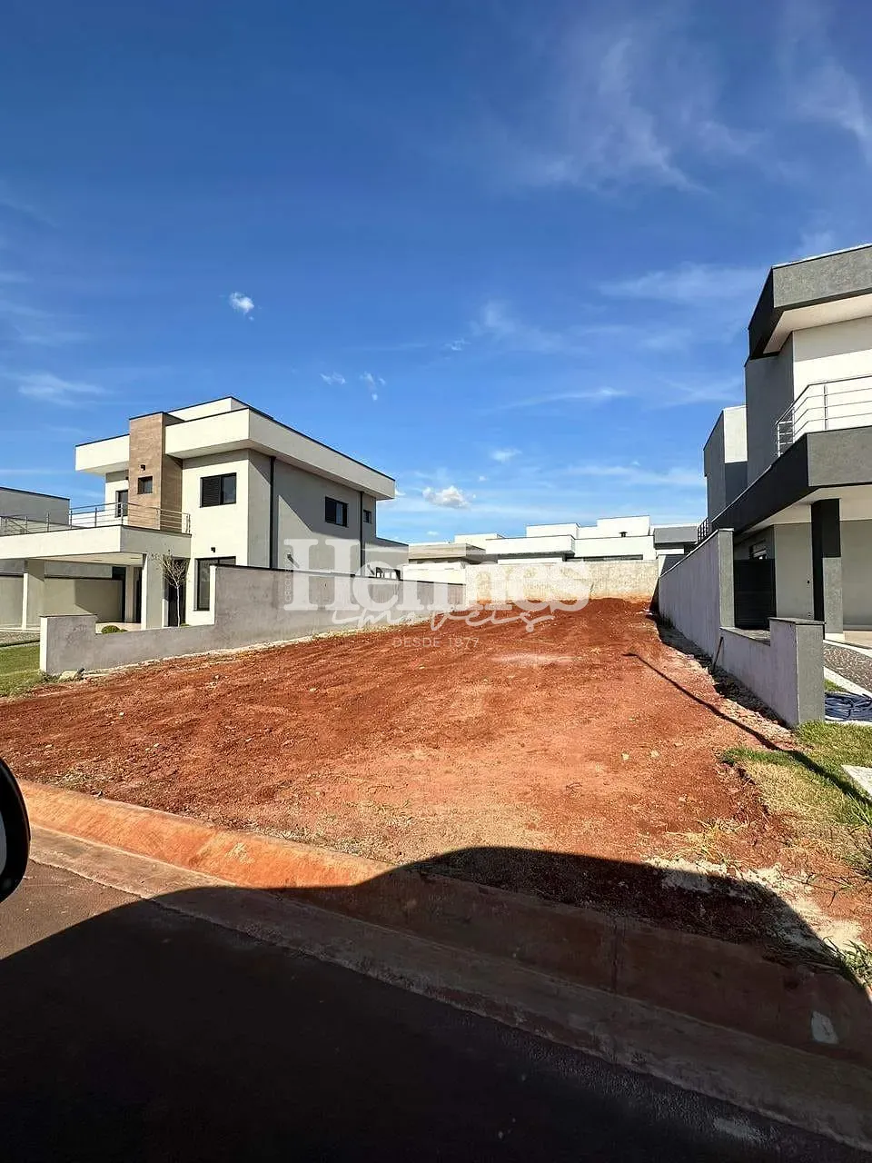 Terreno, 300 m² - Foto 1