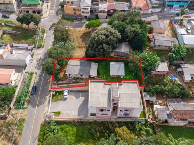 Terreno à venda, no bairro Vila Pompéia em Campo Largo
