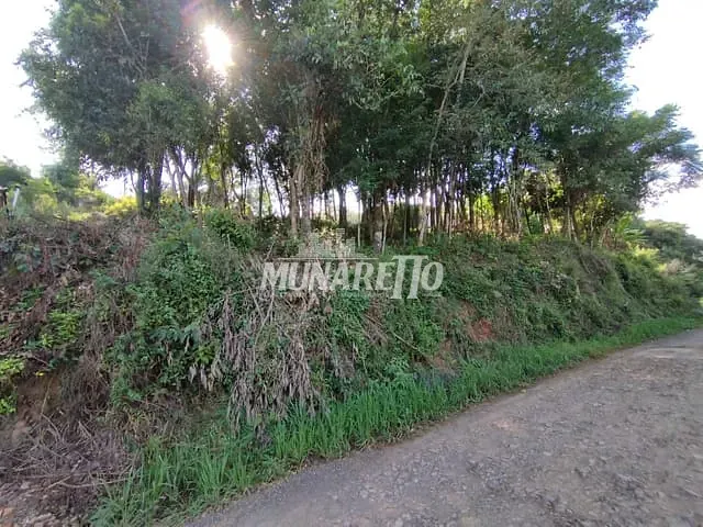 Terreno com 426m², à venda, no bairro Centro em Piratuba