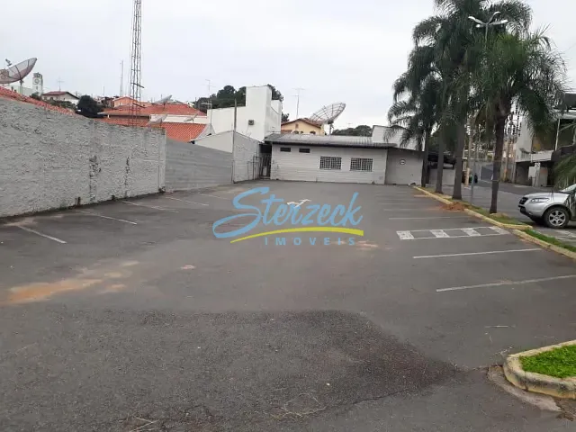 Terreno com 850m², à venda, no bairro Centro em Vinhedo