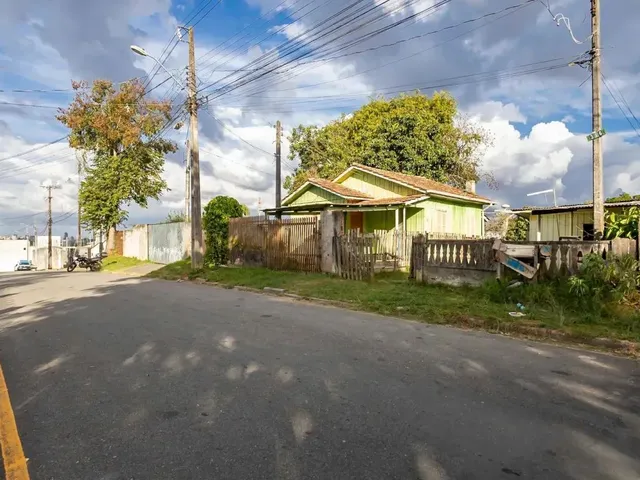 Terreno à venda, no bairro Orleans em Curitiba