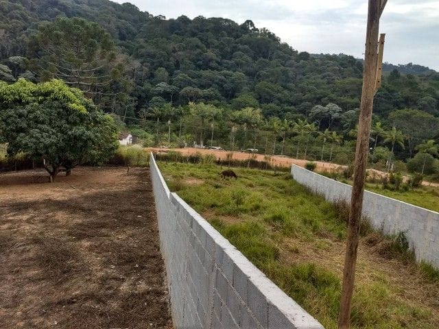 Terreno com 484m², à venda, no bairro Jardim Conceicao em São Roque