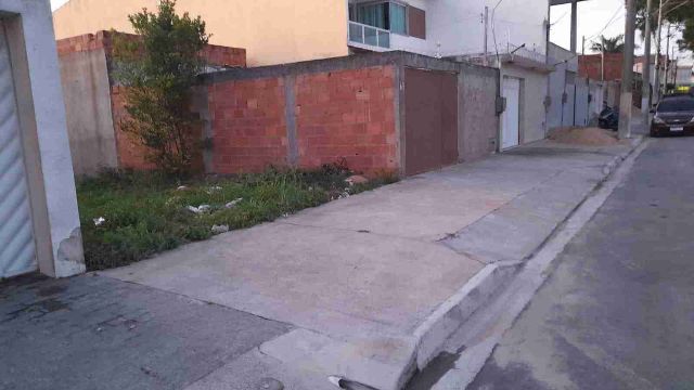 Terreno com 196m², à venda, no bairro Parque Barão do Rio Branco em Campos dos Goytacazes