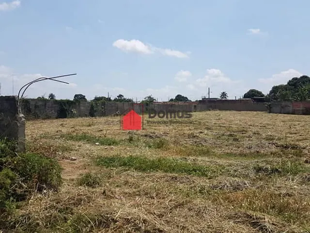 Terreno com 239m², à venda, no bairro Feital em Pindamonhangaba