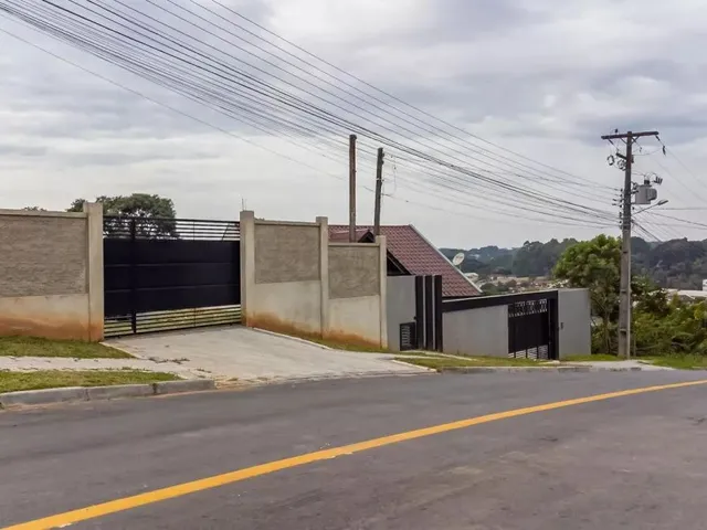 Terreno à venda, no bairro Vila Gilcy em Campo Largo