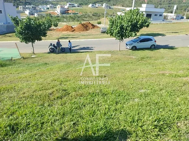 Terreno com 292m², à venda, no bairro Itapecerica em Taubaté