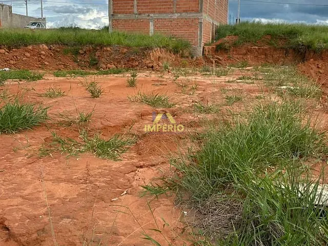 Terreno com 206m², à venda, no bairro Residencial Barnabé em Salto
