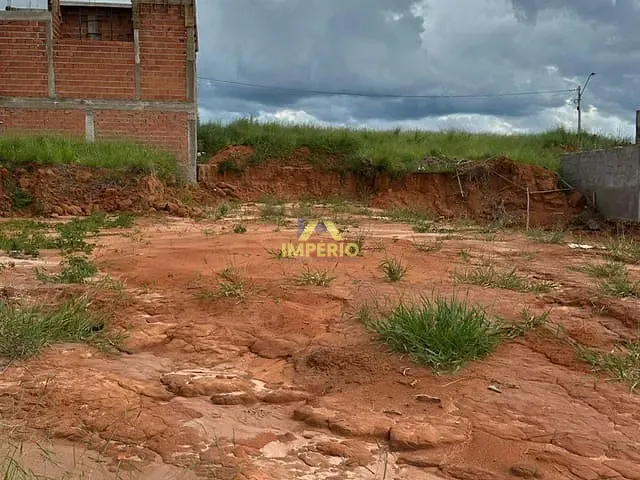 Terreno com 206m², à venda, no bairro Residencial Barnabé em Salto