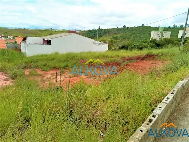 Terreno com 1200m², à venda, no bairro Jardim Santa Júlia em São José dos Campos