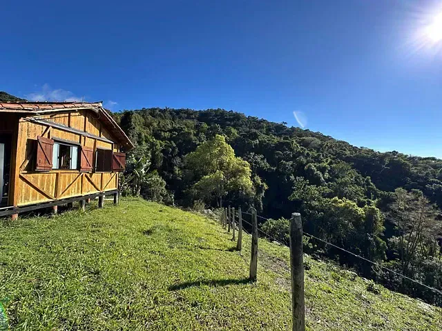 Terreno com 271m², à venda, no bairro Dom Viçoso em Dom Viçoso
