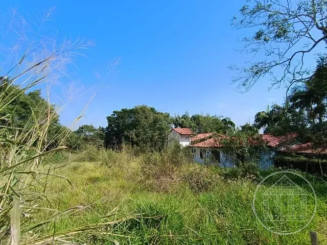 Terreno com 903m², à venda, no bairro Fazenda da Ilha em Embu-Guaçu