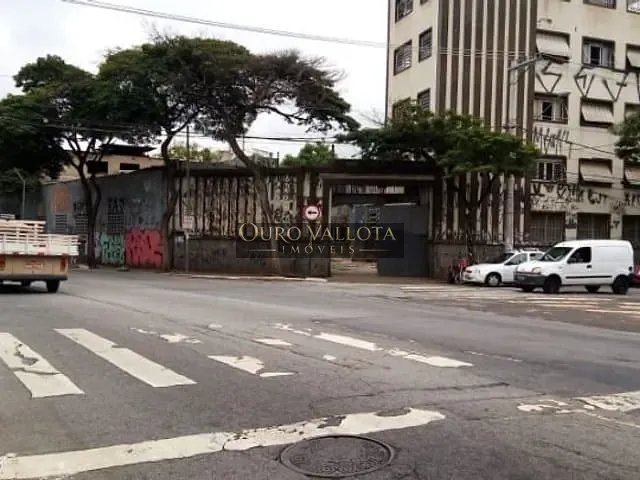 Terreno com 1200m², para alugar, no bairro Cambuci em São Paulo