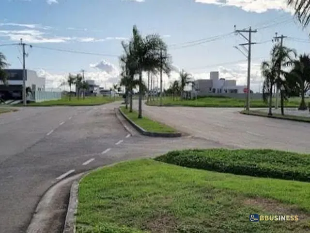 Terreno com 458m², à venda, no bairro Goitacazes em Campos dos Goytacazes