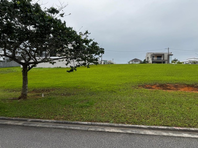 Terreno com 365m², à venda, no bairro Alphaville em Rio das Ostras