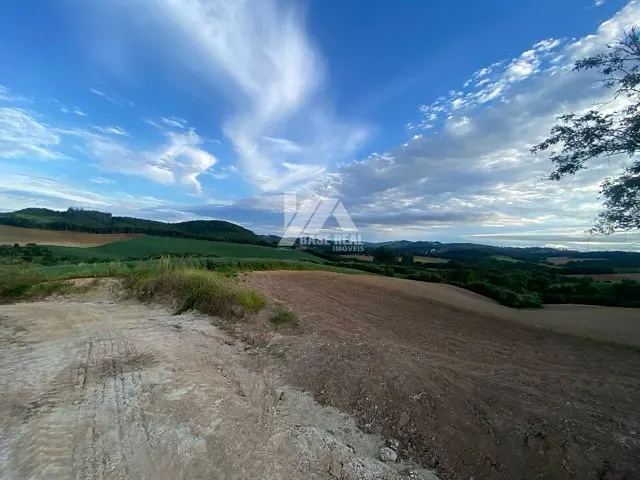 Terreno com 234000m², à venda, no bairro Barra Mansa em Guamiranga