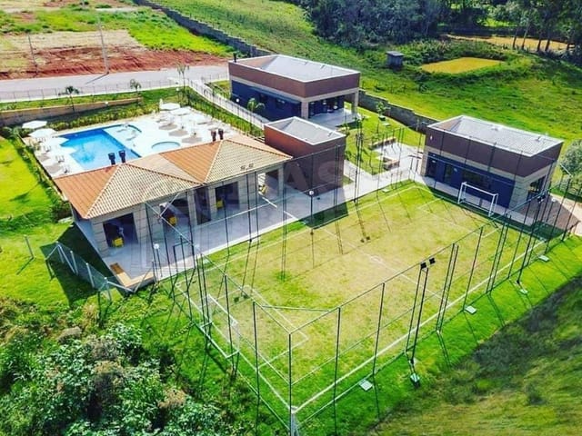Terreno com 200m², à venda, no bairro Contorno em Ponta Grossa