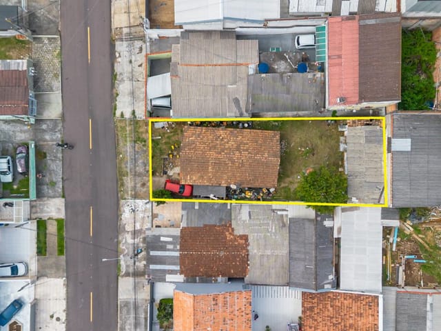 Terreno com 330m², à venda, no bairro Fazendinha em Curitiba