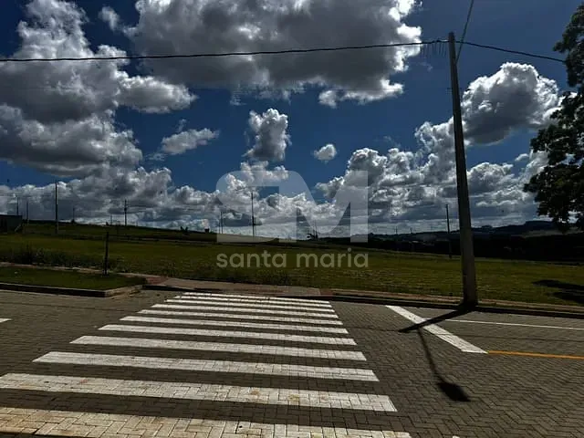 Terreno com 360m², à venda, no bairro Área Rural de Chapecó em Chapecó