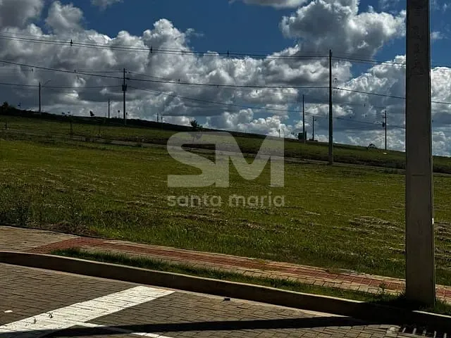 Terreno com 360m², à venda, no bairro Área Rural de Chapecó em Chapecó