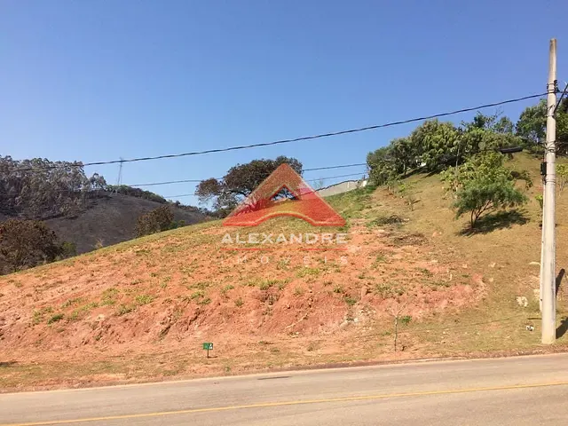 Terreno com 1298m², à venda, no bairro Tapanhão em Jambeiro
