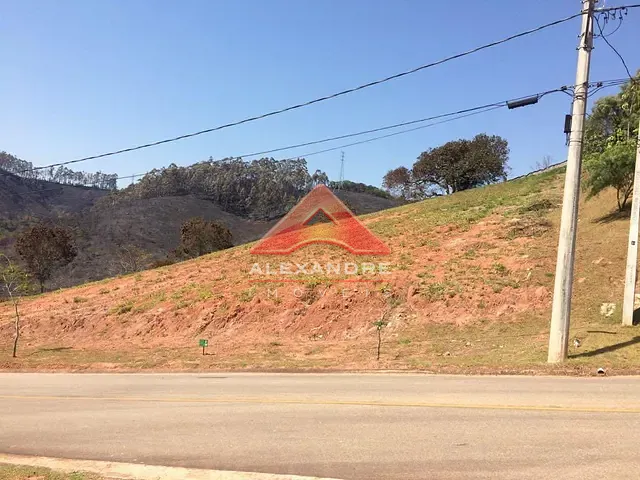 Terreno com 1298m², à venda, no bairro Tapanhão em Jambeiro