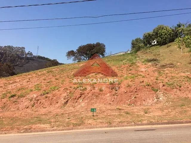 Terreno com 1298m², à venda, no bairro Tapanhão em Jambeiro