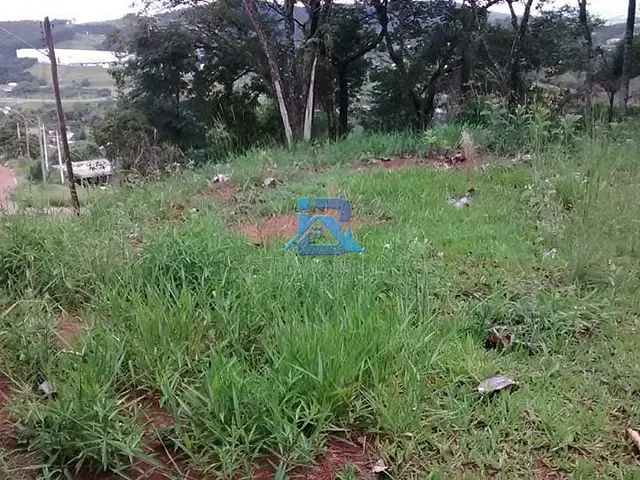 Terreno com 1200m², à venda, no bairro Chácara San Martin I em Itatiba