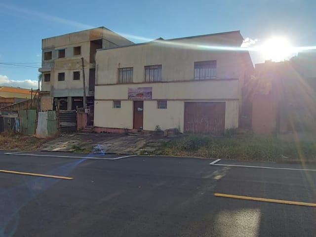 Terreno com 495m², à venda, no bairro Jardim Carvalho em Ponta Grossa