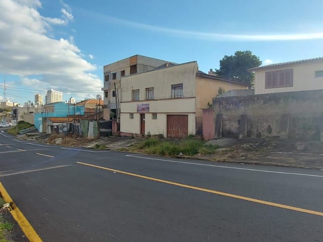 Terreno com 495m², à venda, no bairro Jardim Carvalho em Ponta Grossa