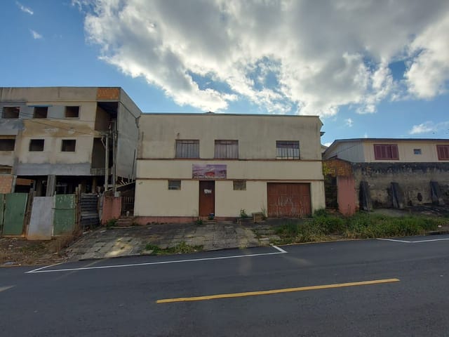 Terreno com 495m², à venda, no bairro Jardim Carvalho em Ponta Grossa