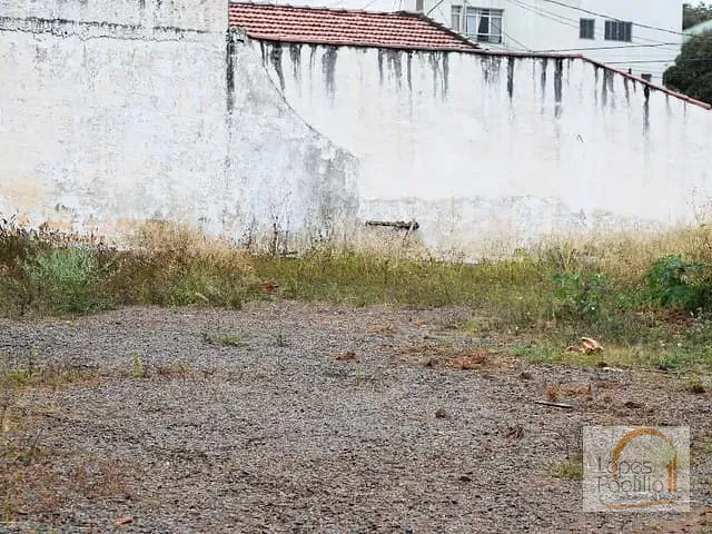 Terreno com 700m², à venda, no bairro Atibaia Jardim em Atibaia